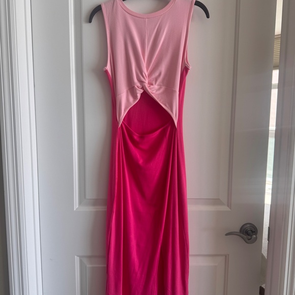 NWT oten Women's Casual Sleeveless Cutout Twist Front Side Slit Ribbed Knit Part - Picture 2 of 4